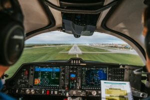 How to Become a Pilot?